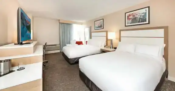 DoubleTree by Hilton Virginia Beach - 39