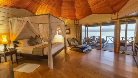 Komandoo Island Resort & Spa - 39