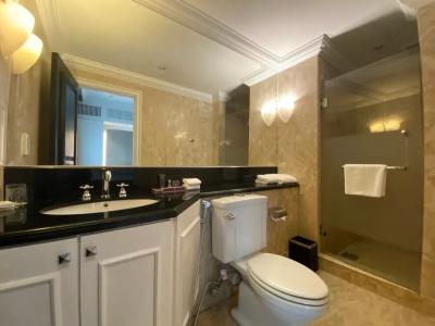 The Ritz-Carlton, - 81