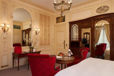 Hôtel Raphael - 70