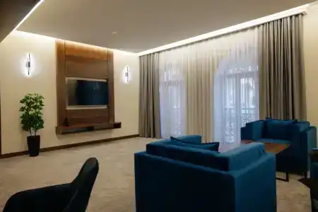 Kohinur Plaza - 67