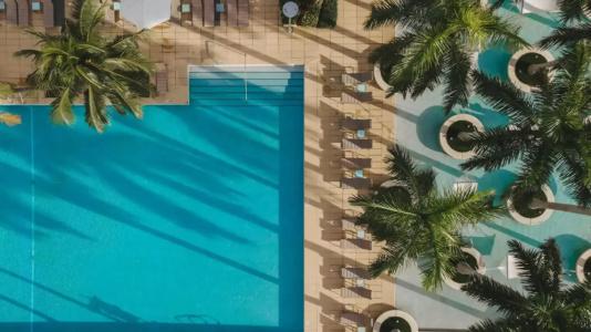 Four Seasons Miami - 26