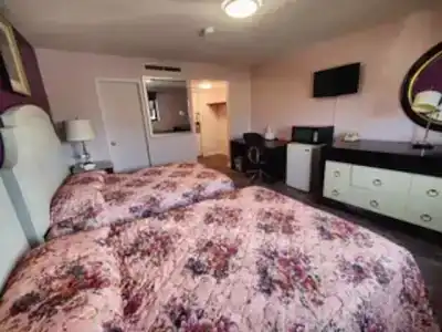 Edgebrook Motel - 28