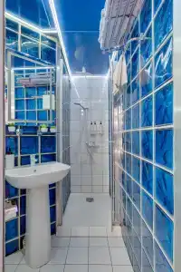 Studio V - 54