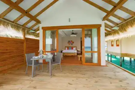 Kudafushi Resort & Spa - 11