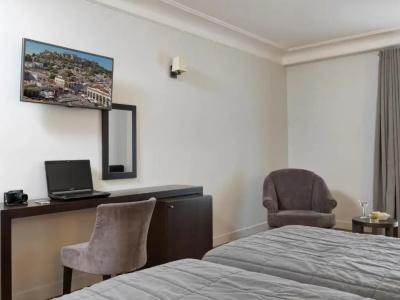 Acropolis Hill - 4