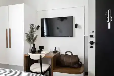 Best Western Paris Gare Saint Lazare - 26