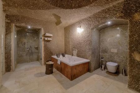 Hera Cave Suites - 160