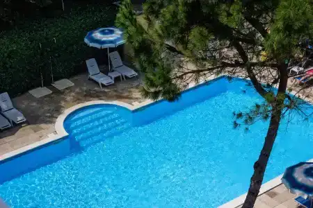 Bahama - 12