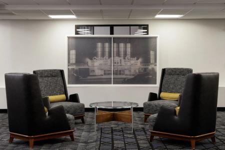 Courtyard by Marriott at Old Town - 36