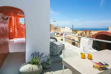 Elysian Santorini - 86