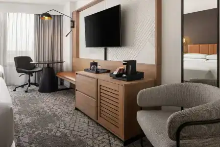 Sheraton Downtown - 14