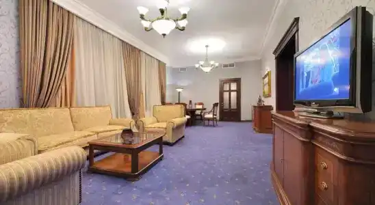 Парк-отель Аврора - 4