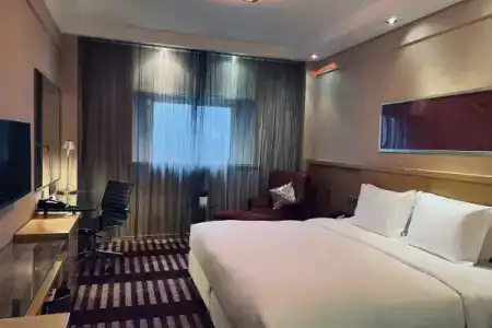 Park Inn by Radisson Shanghai Downtown - 36