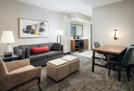 Embassy Suites - 44