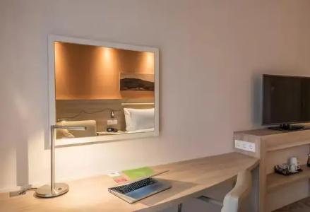 Hampton By Hilton Freiburg - 40