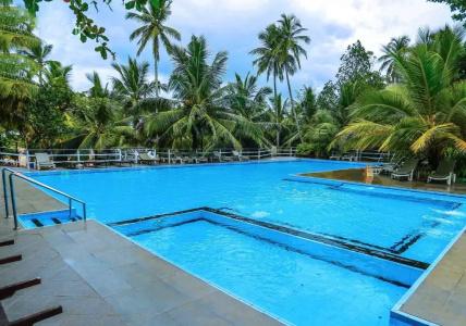 Lagoon Paradise Beach Resort - 18