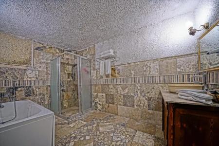 Maccan Cave - 124