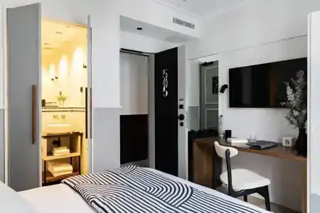 Best Western Paris Gare Saint Lazare - 14