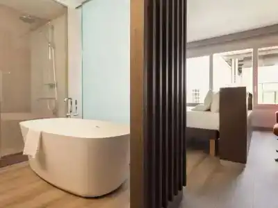 Novotel Campo De Las Naciones - 14