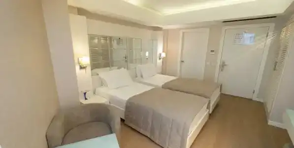 Alesta Yacht - 69