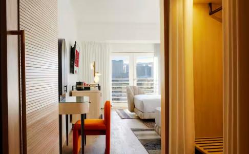 Virgins Las Vegas, Curio Collection by Hilton - 98