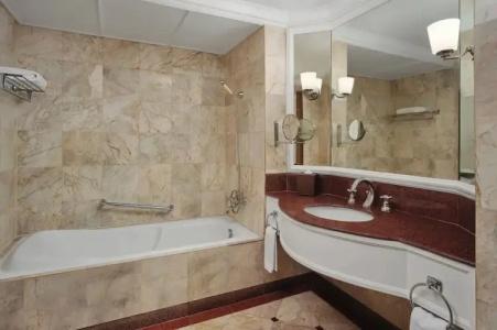 Swissotel Bangkok Ratchada - Sha Extra Plus - 32