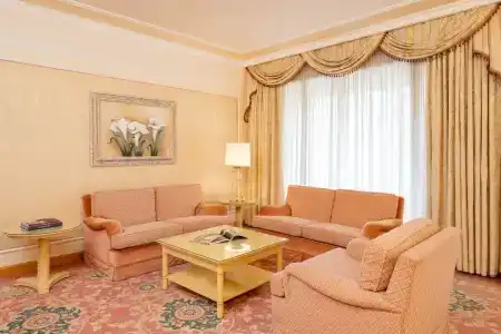 Royal Carlton - 51