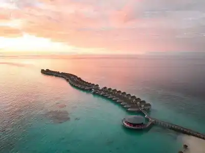 Centara Ras Fushi Resort & Spa Maldives - 7