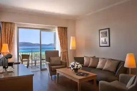 Radisson Blu Resort & Spa Cesme - 96