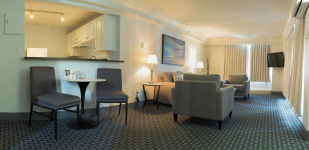 Century Plaza - 62