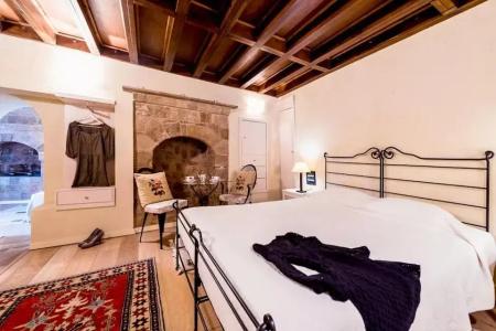 Avalon Boutique Suites - 34