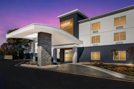Fairfield by Marriott - 32