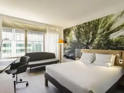 Novotel Campo De Las Naciones - 5