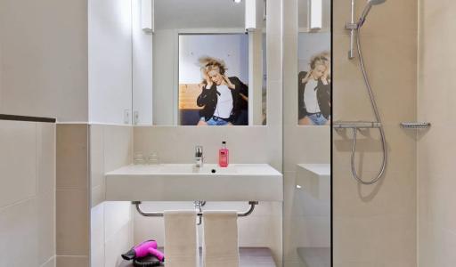 Moxy Amsterdam Houthavens - 4