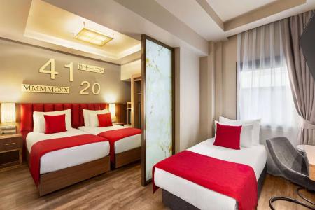 Ramada by Wyndham Istanbul Pera - 53