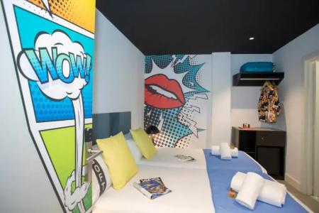 Casual Pop Art Benidorm - 18