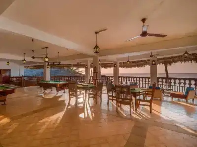 DoubleTree by Hilton Zanzibar - - 5
