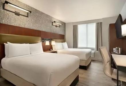 DoubleTree by Hilton New York Downtown - 31