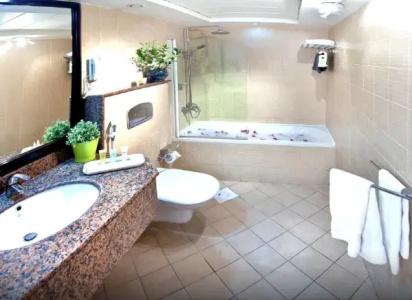 Corp Executive Suites - 38