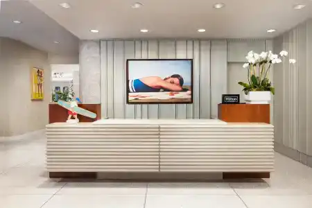 Hampton Inn Miami Beach - Mid Beach - 36