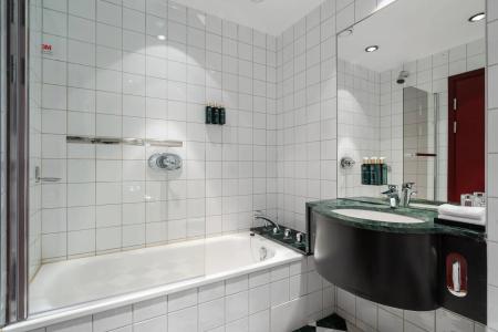 Clarion Bergen - 37