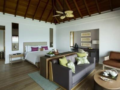 Dusit Thani Maldives - 1