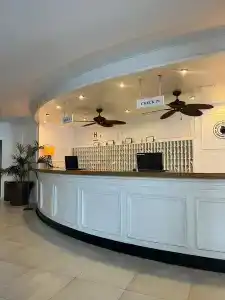 Gran Flamingo-Adults Only - 1
