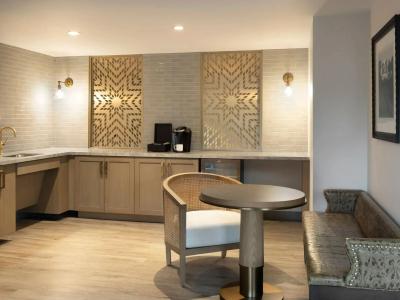 Hyatt Regency Hill Country Resort & Spa - 59