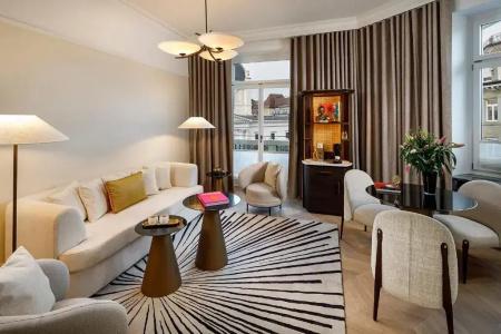 Small Luxury Ambassador Zurich - 56