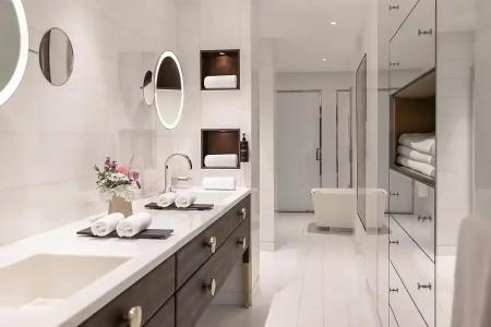 Mandarin Oriental - 67