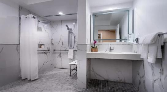 Beverly Hills Plaza & Spa - 64