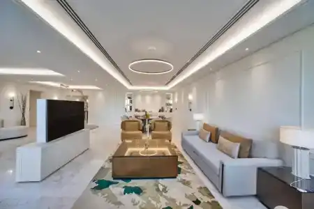 Grand Hyatt Residence - 13