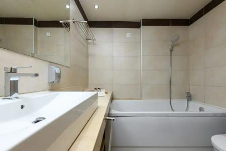 Alea & Suites - 100